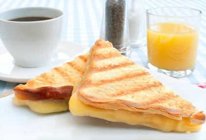 TOSTEX DE QUEIJO E PRESUNTO